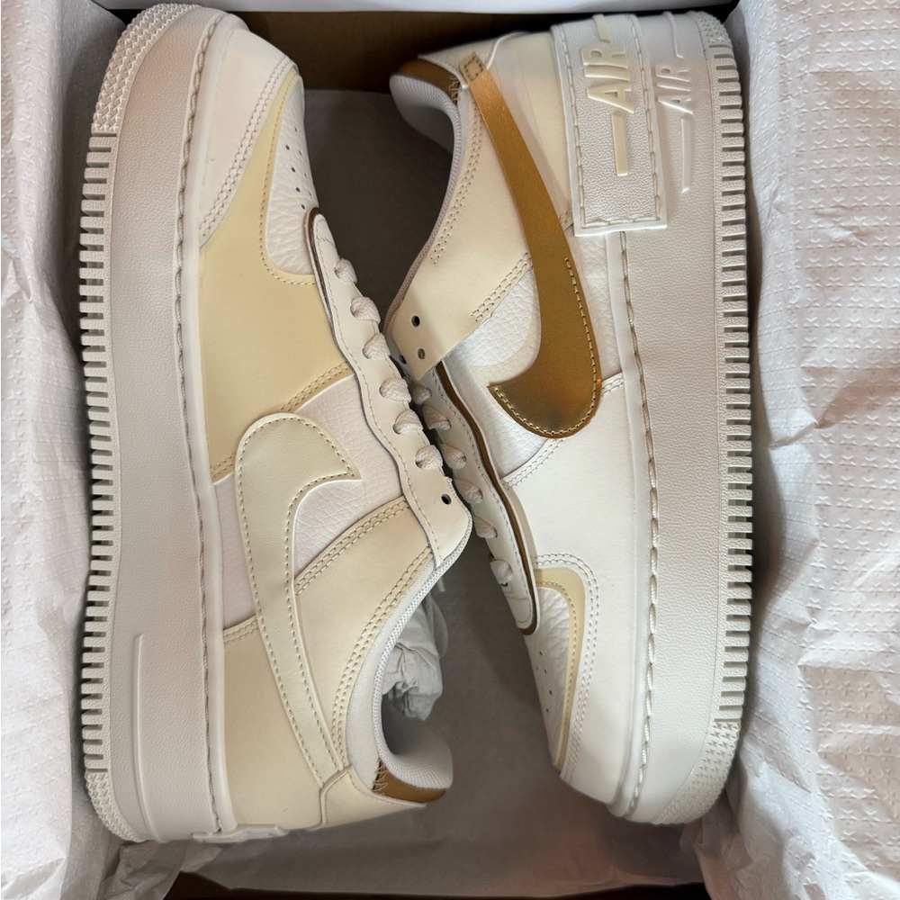 Nike Women’s AF1 Sneakers